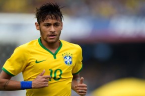 开云官网APP下载-CBA球员用表现赢得尊重，cba对球员的身体要求